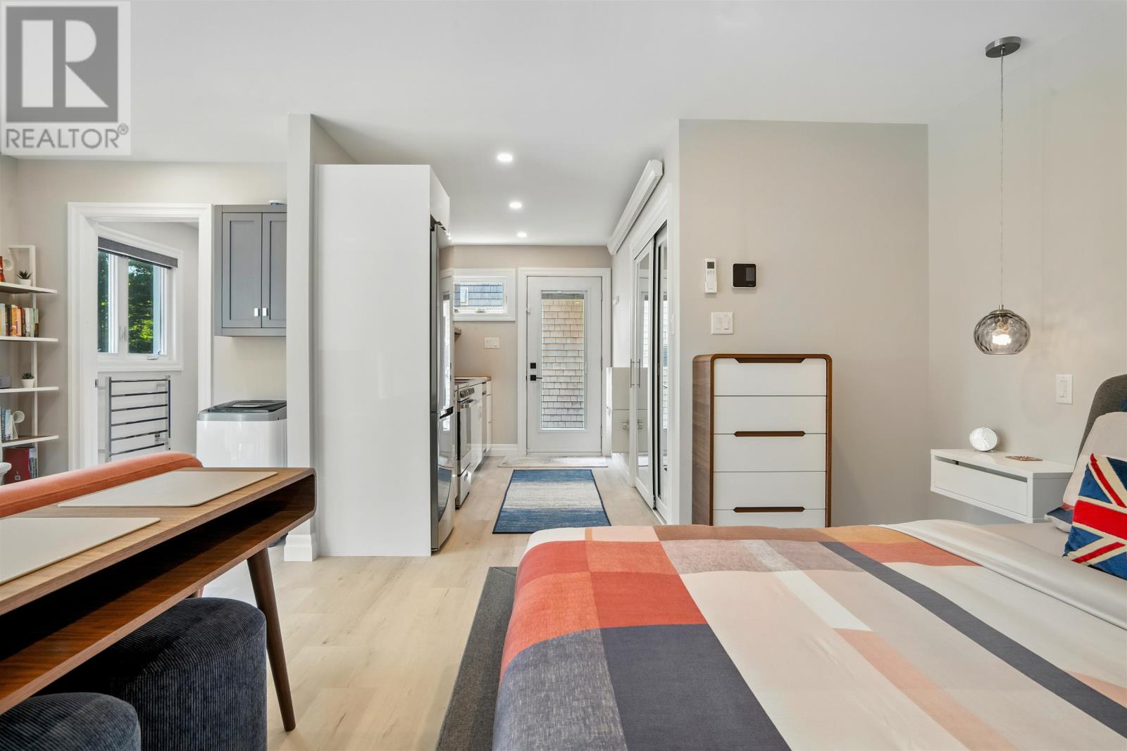10 Lupin Lane Property Photo 37
