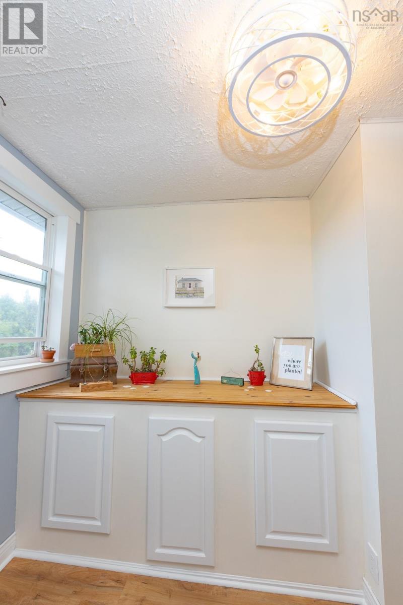 327 Brighton Road Property Photo 14