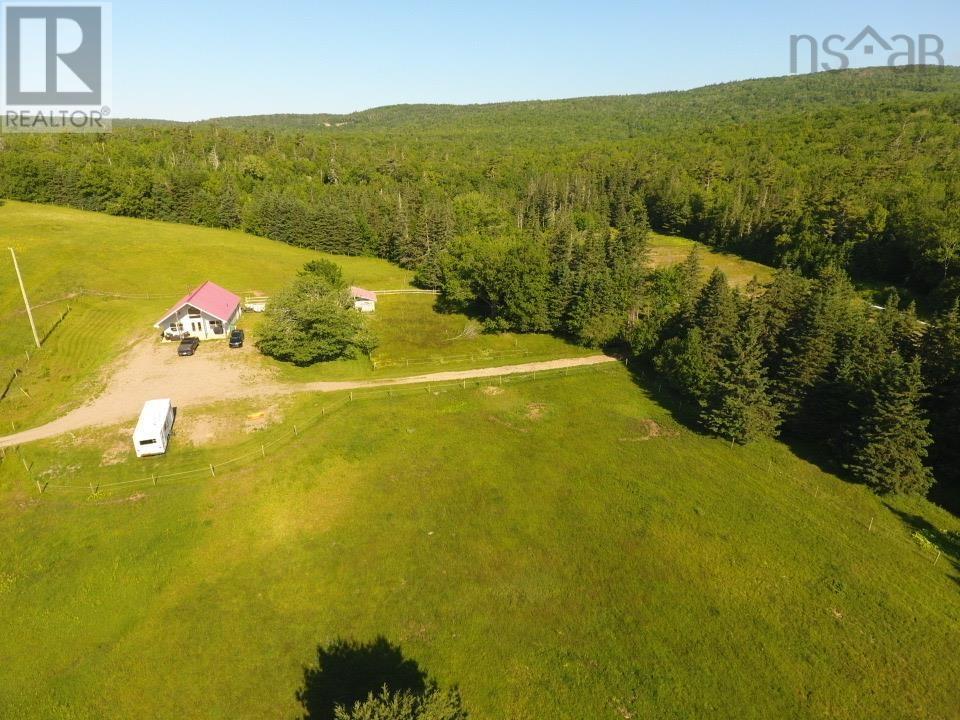 220 Campbell Road Property Photo 10