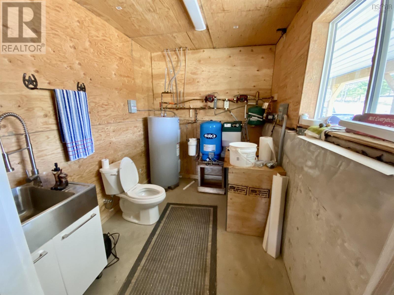 220 Campbell Road Property Photo 17