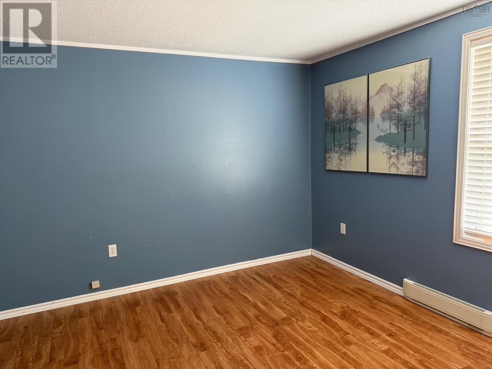 81 Thomson Drive Property Photo 6