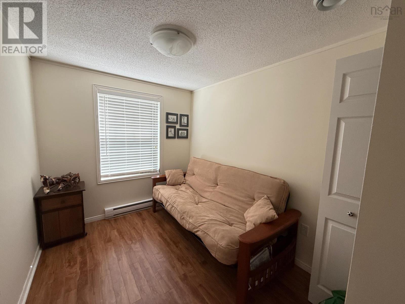 81 Thomson Drive Property Photo 18