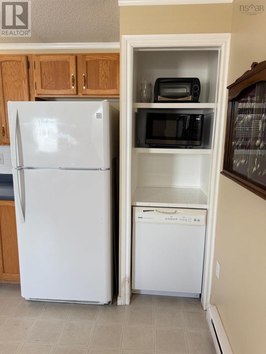 81 Thomson Drive Property Photo 23