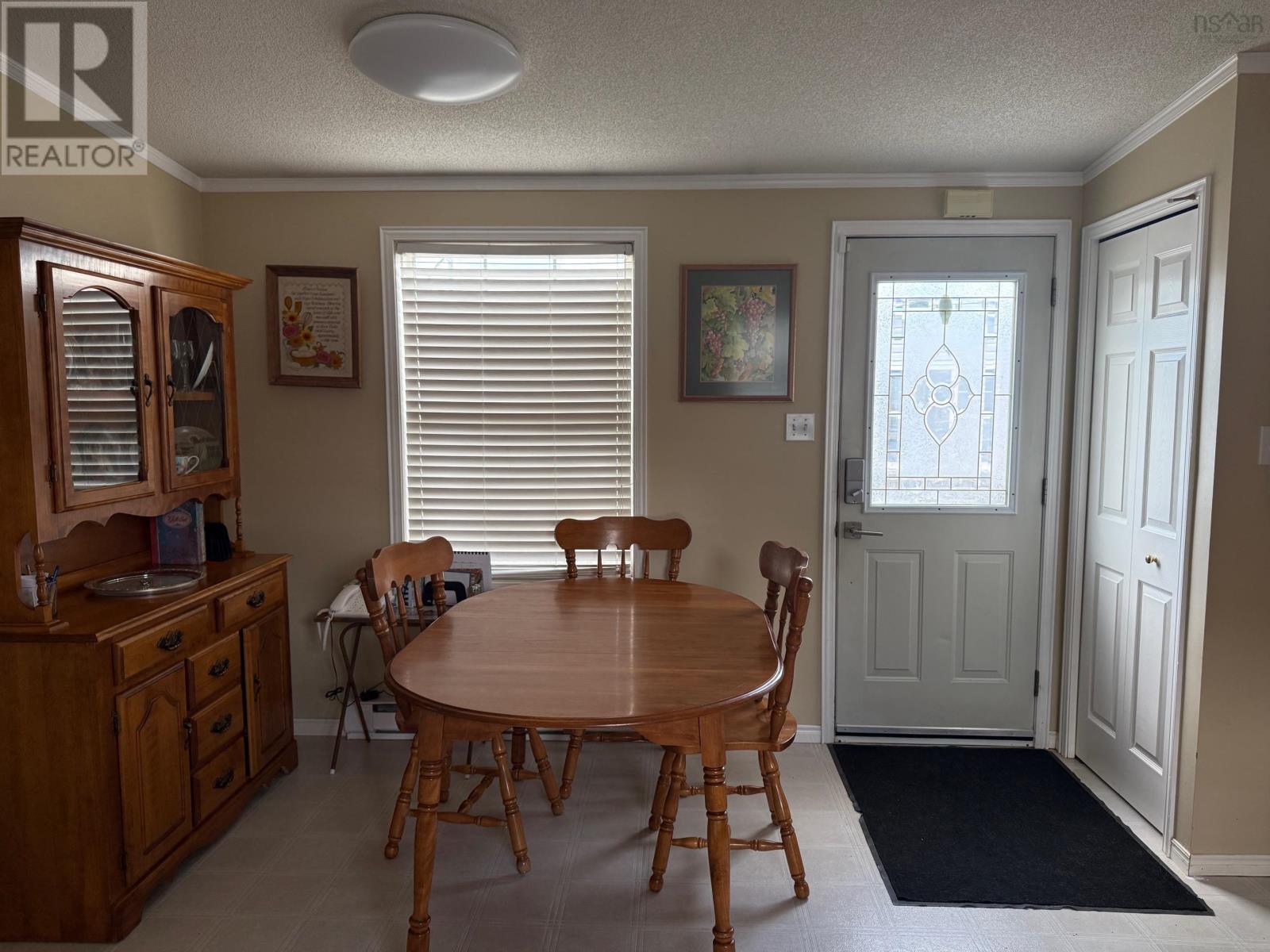 81 Thomson Drive Property Photo 27