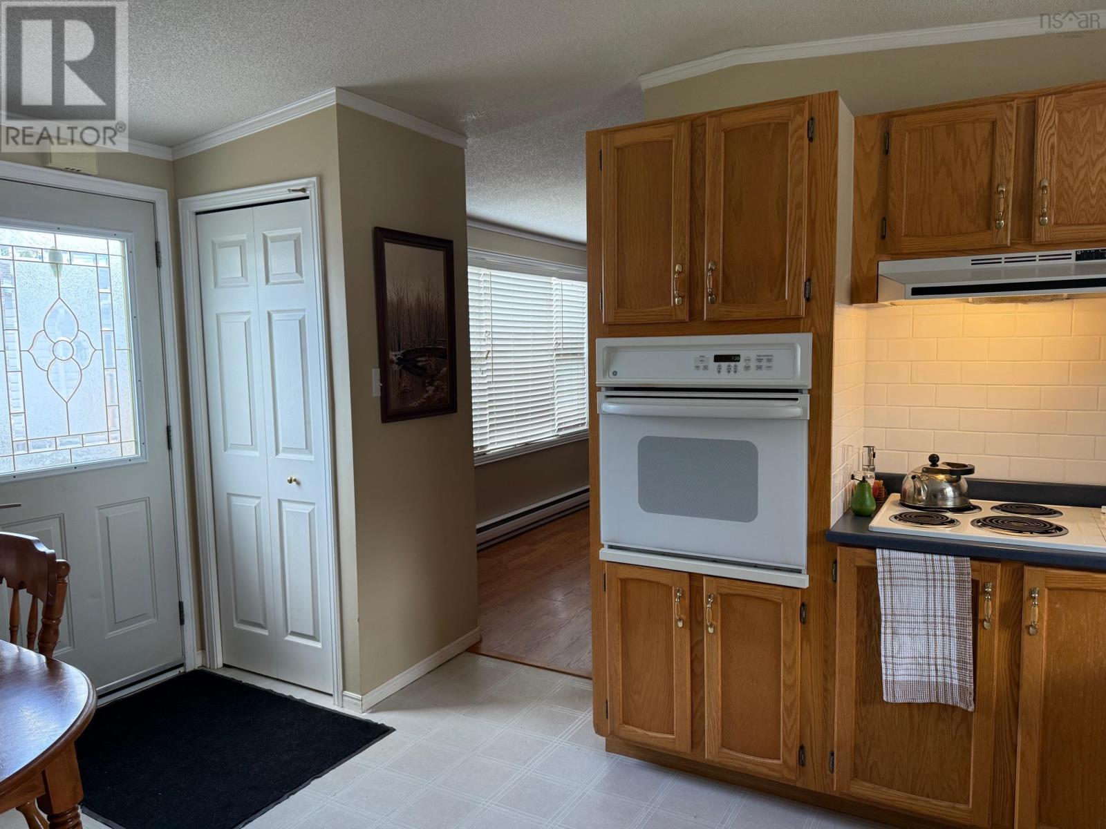 81 Thomson Drive Property Photo 28