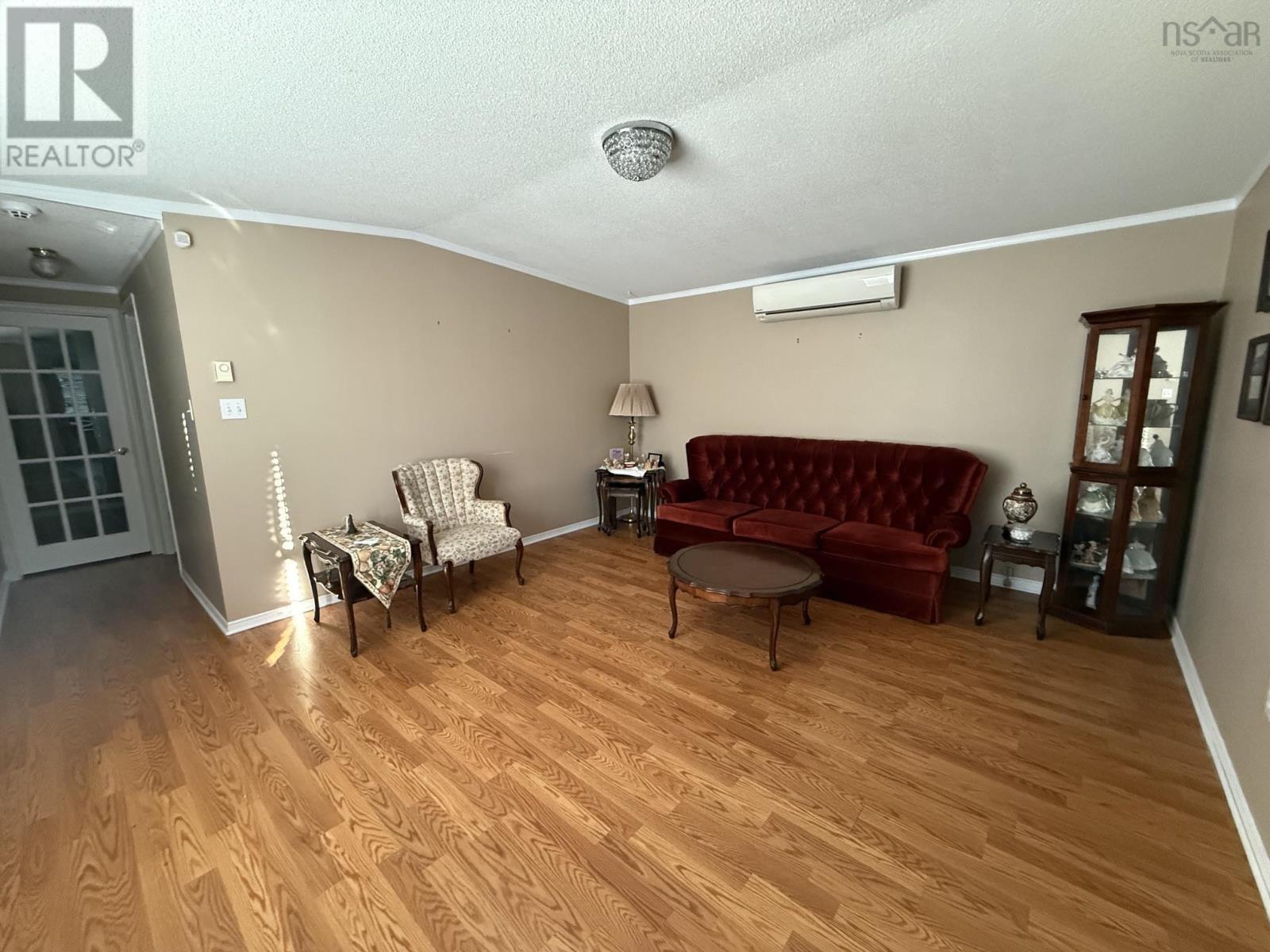 81 Thomson Drive Property Photo 40