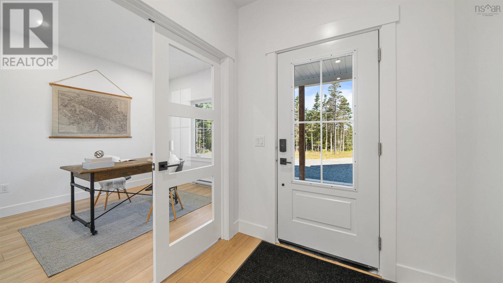 194 Portovista Drive Property Photo 5