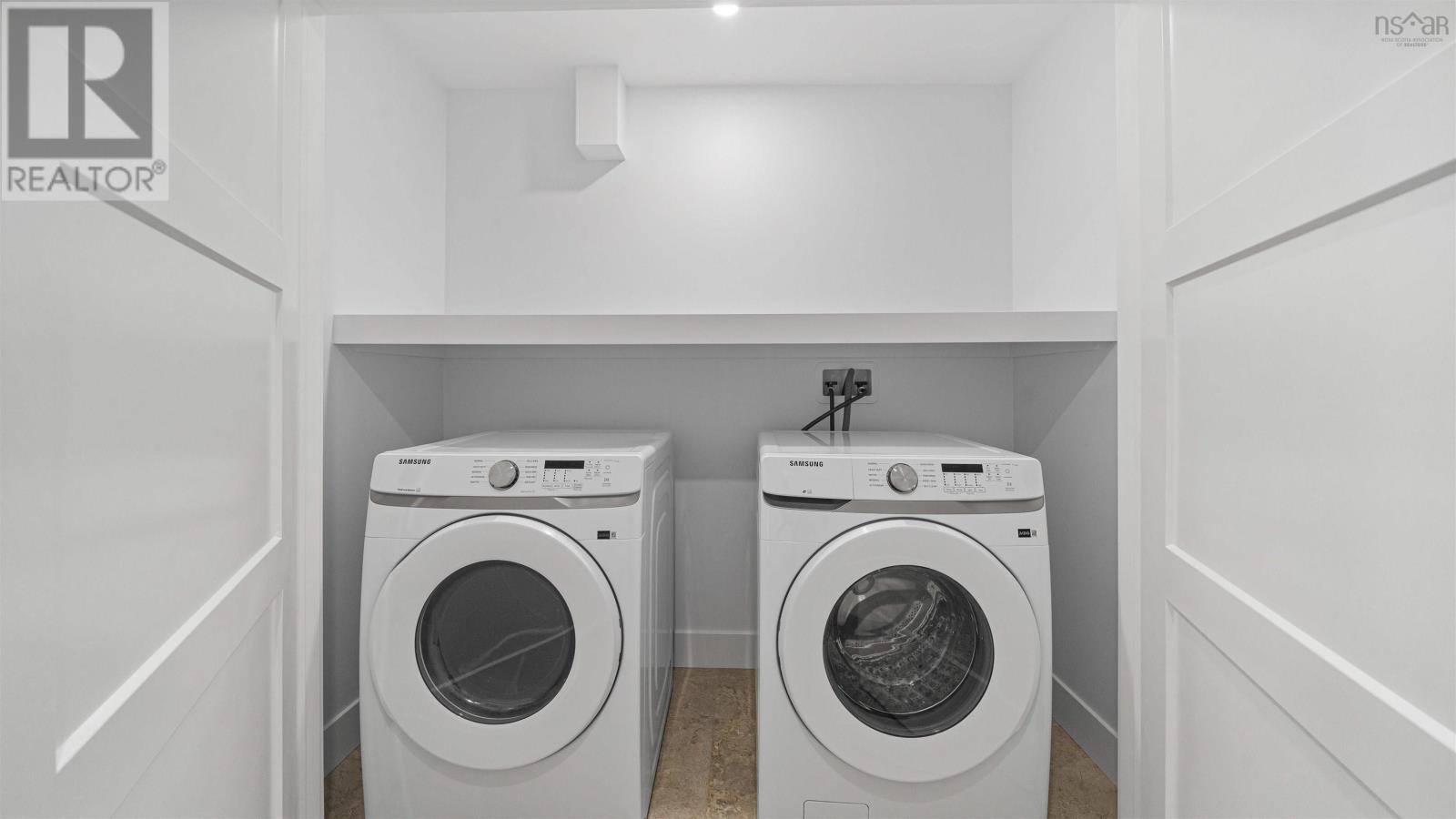 194 Portovista Drive Property Photo 26