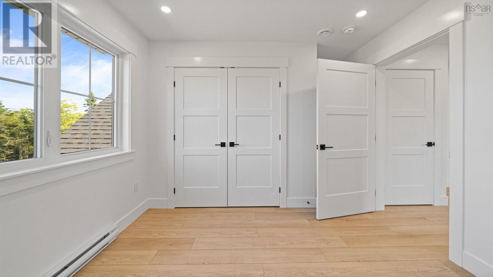 194 Portovista Drive Property Photo 30