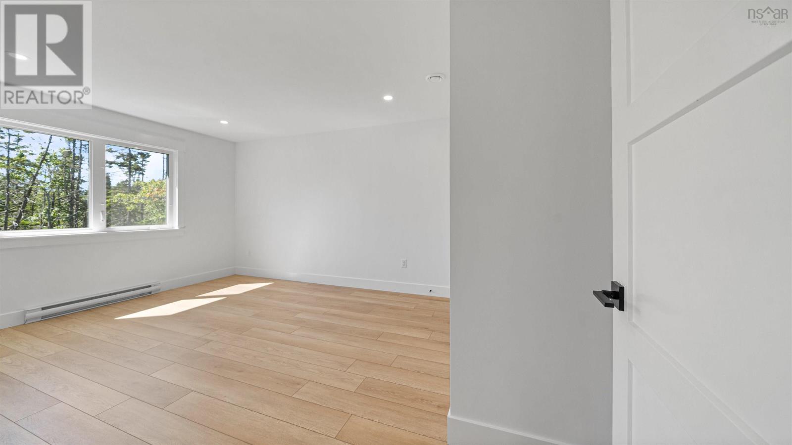 194 Portovista Drive Property Photo 31