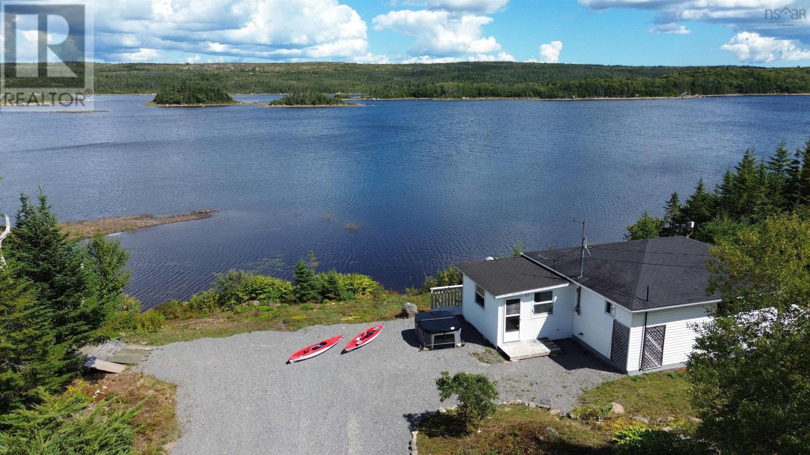 2230 Larrys River Road Property Photo 32