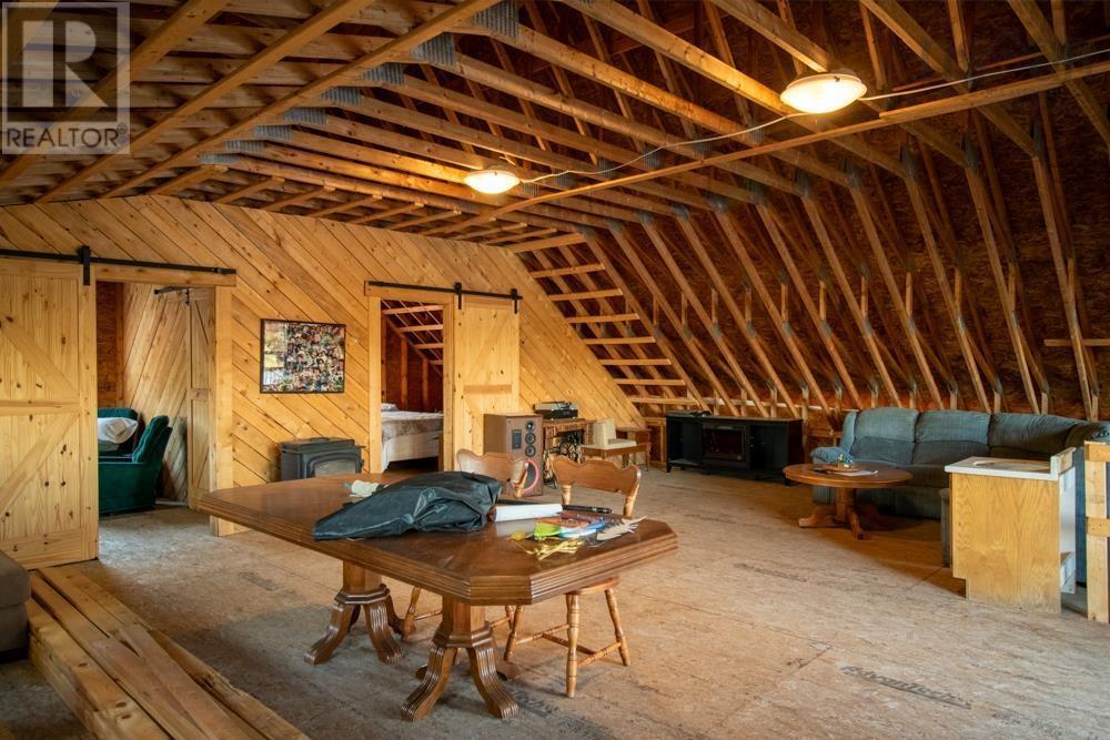 169 Cockscomb Lake Drive Property Photo 28