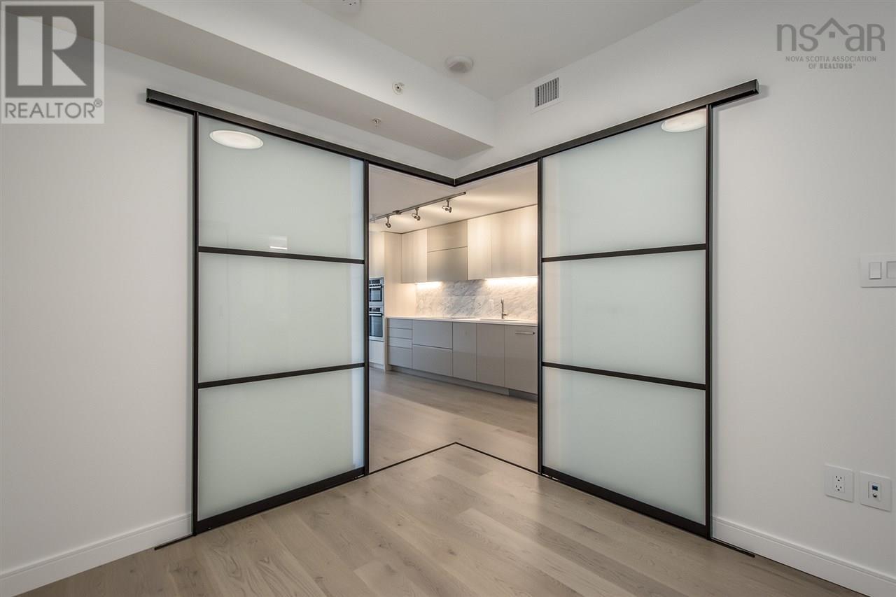 1650 Granville Street #902 Property Photo 9