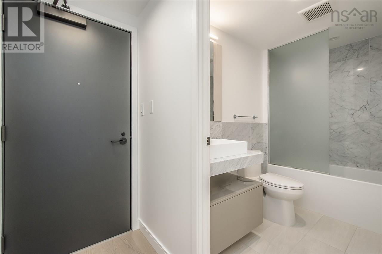 1650 Granville Street #902 Property Photo 11