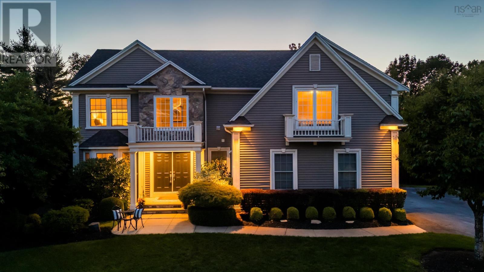 35 Acadia Drive Property Photo 1