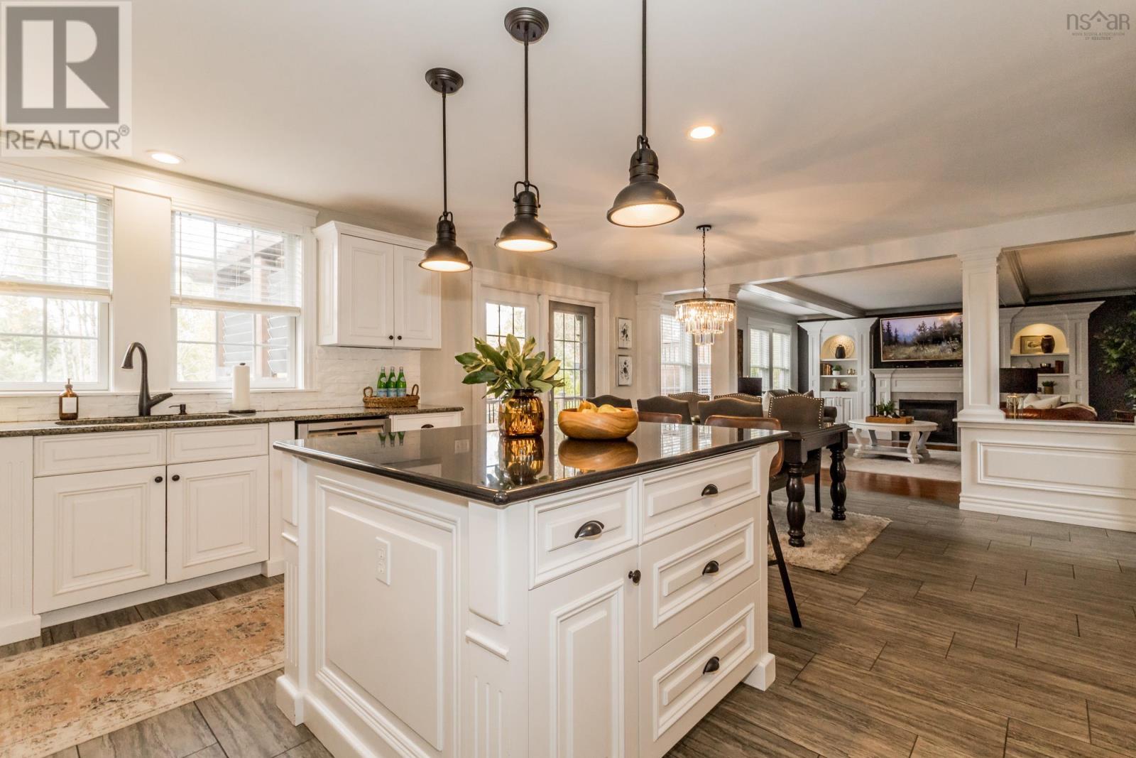 35 Acadia Drive Property Photo 12