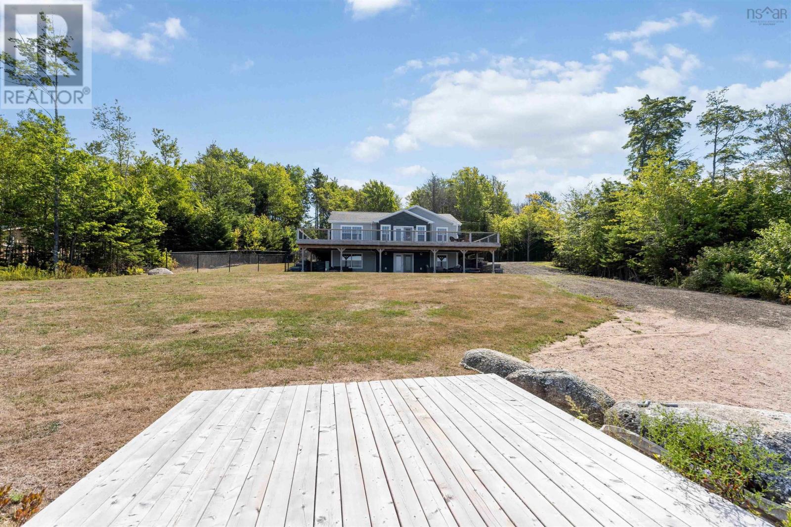 181 Timberland Road Property Photo 3