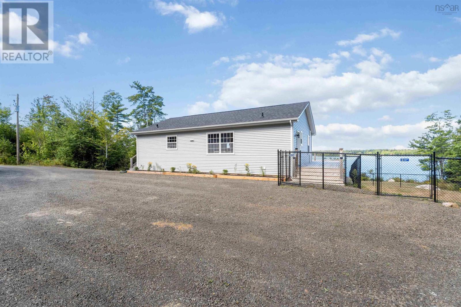 181 Timberland Road Property Photo 5