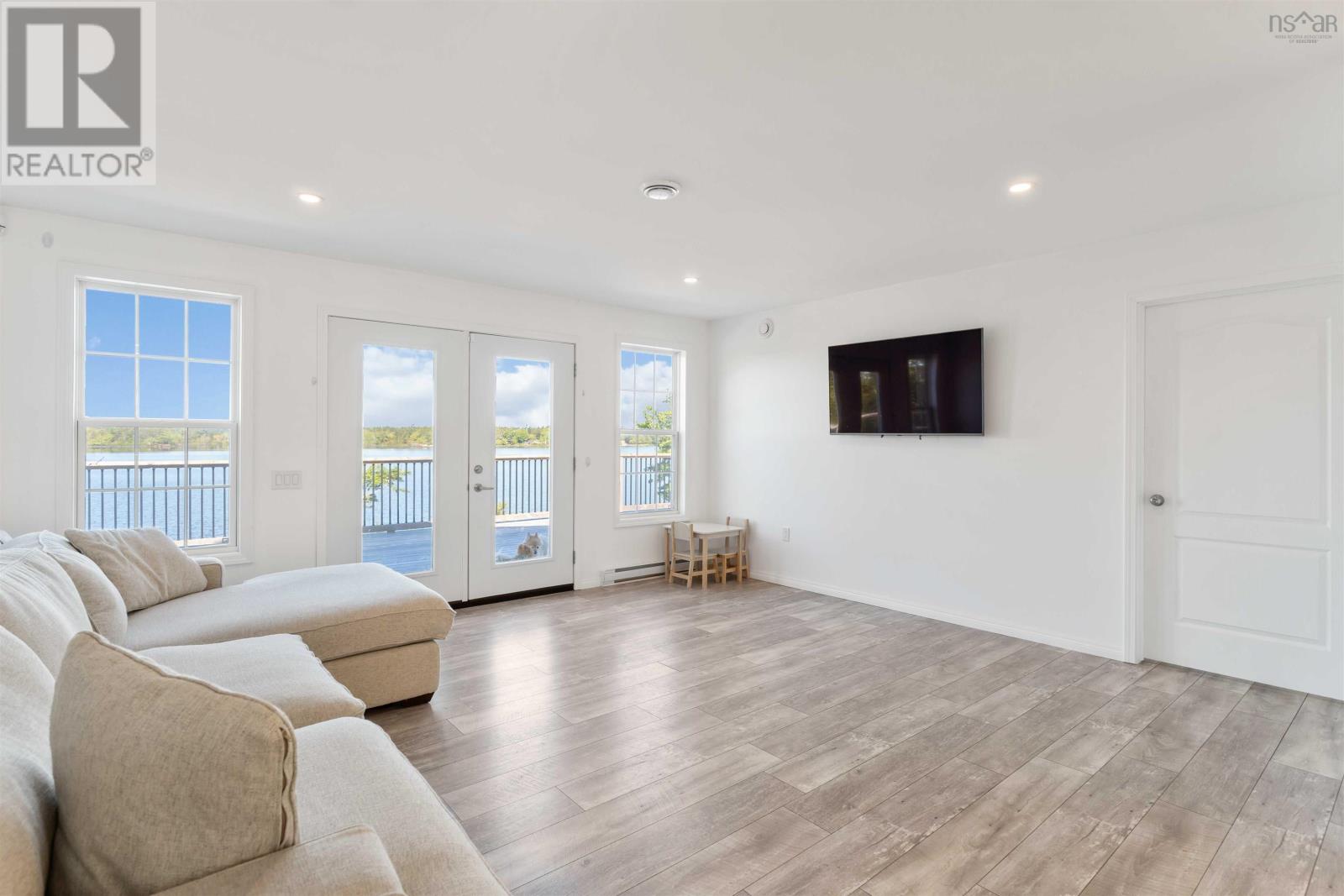 181 Timberland Road Property Photo 24