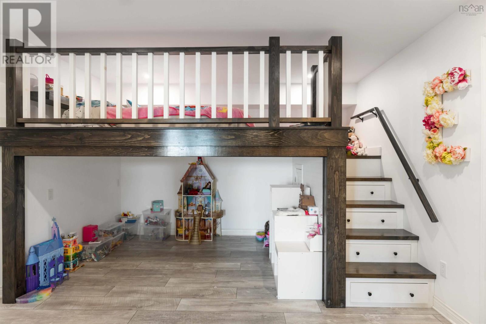 181 Timberland Road Property Photo 39