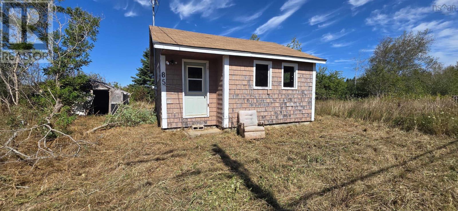 85 101 Highway Property Photo 1