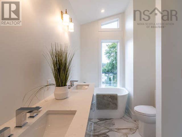 368 Shore Drive Property Photo 13