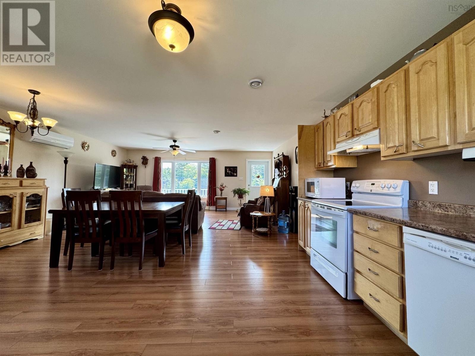 3123 Highway 320 Property Photo 9