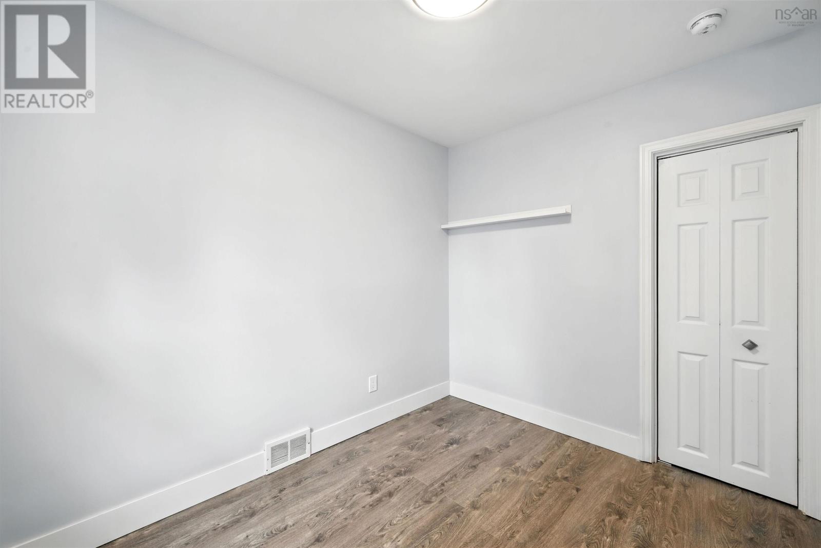 81 Adelaide Avenue Property Photo 17
