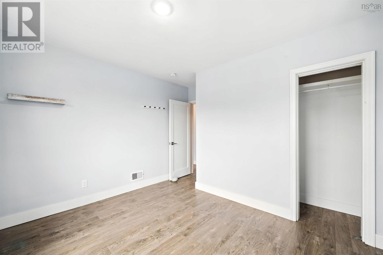 81 Adelaide Avenue Property Photo 20