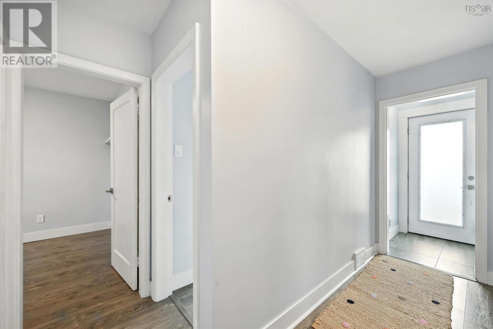 81 Adelaide Avenue Property Photo 21
