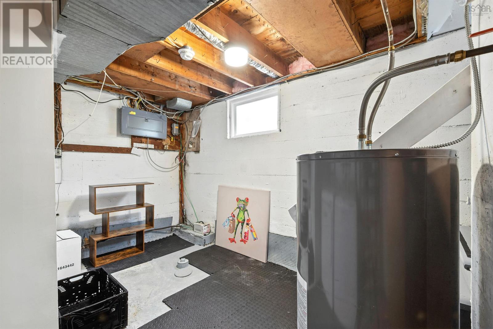 81 Adelaide Avenue Property Photo 24
