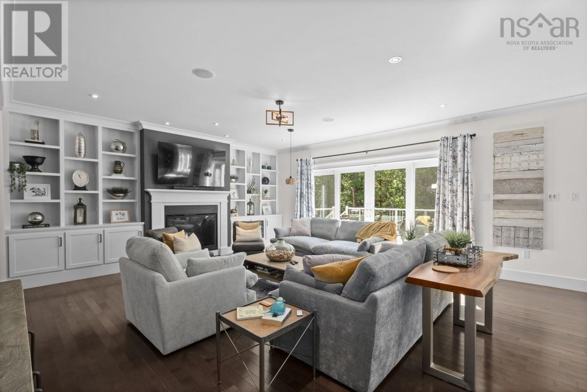 35 Shaughnessy Place Property Photo 9