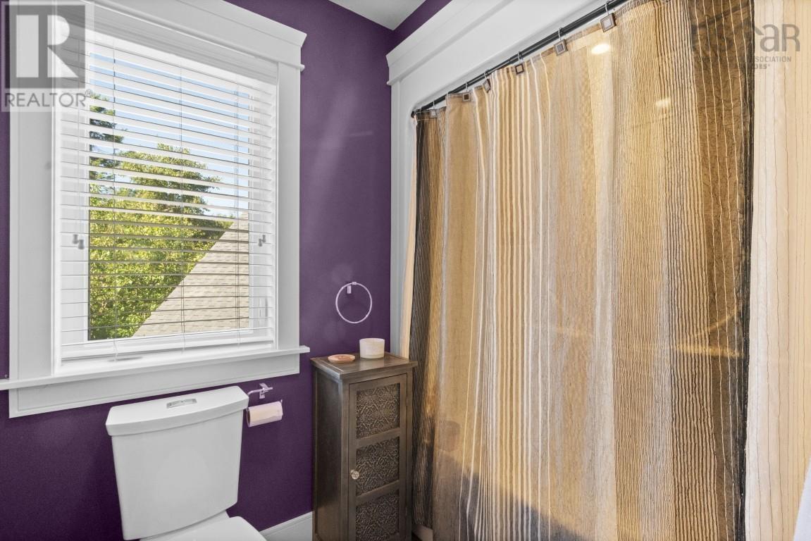 35 Shaughnessy Place Property Photo 33