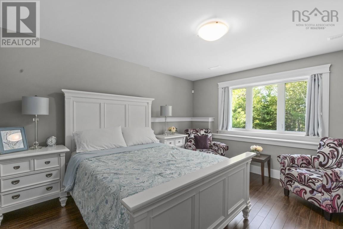 35 Shaughnessy Place Property Photo 42