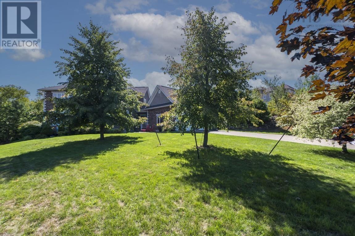 35 Shaughnessy Place Property Photo 48