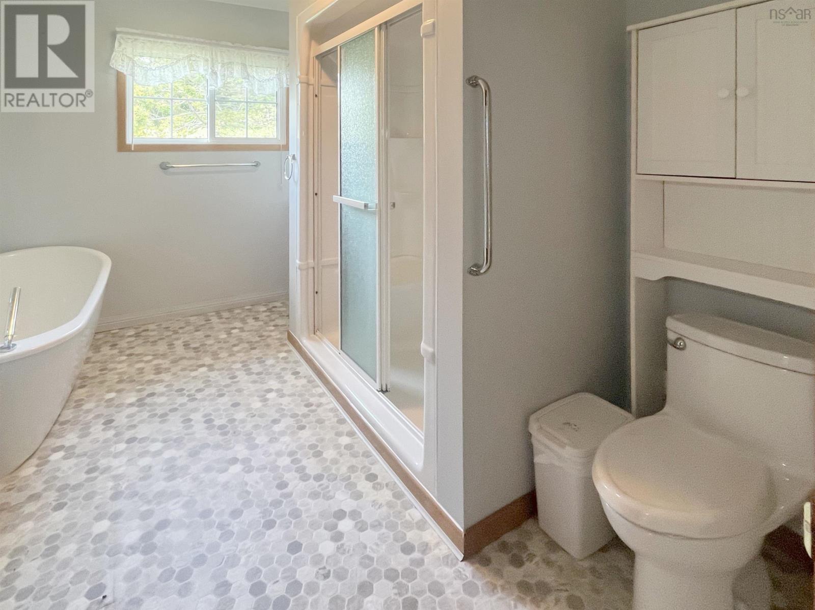 96 Landry Lane Property Photo 12