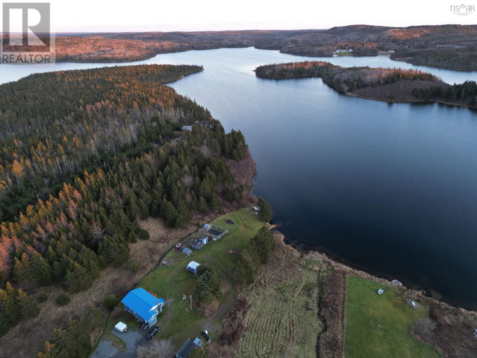 96 Landry Lane Property Photo 28