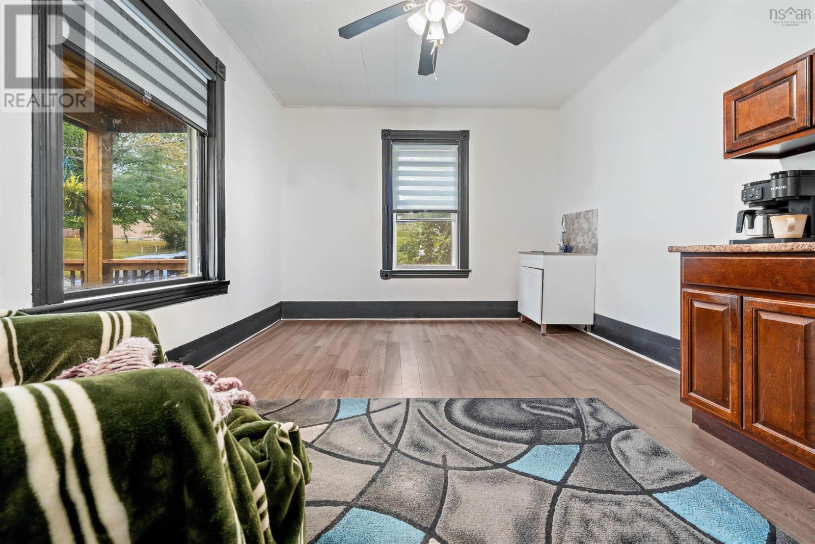 45 Bell Street Property Photo 17