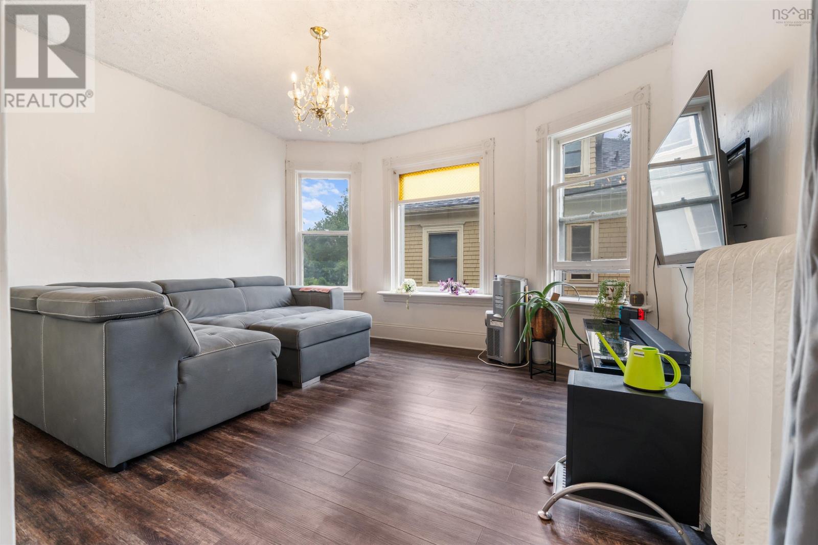 45 Bell Street Property Photo 32