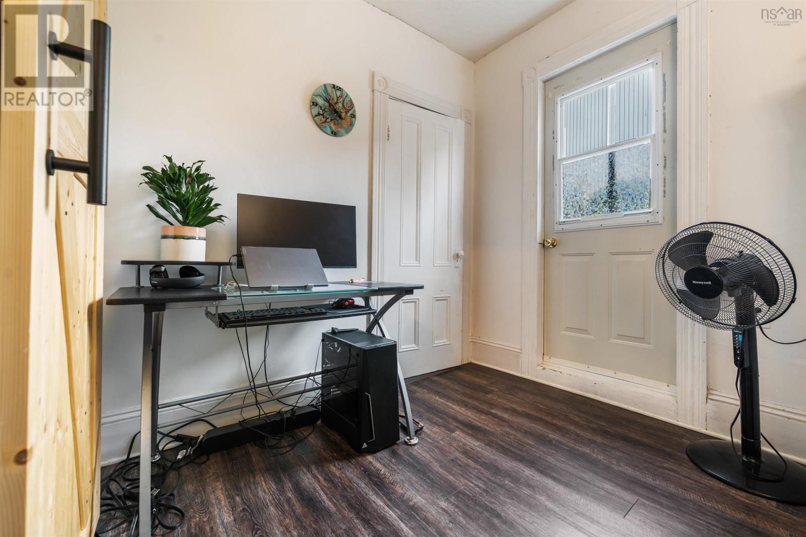 45 Bell Street Property Photo 36