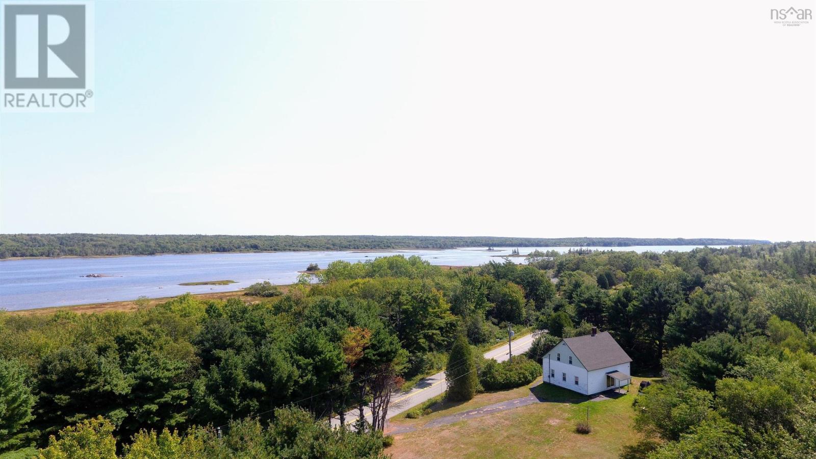 560 West Sable Road Property Photo 1