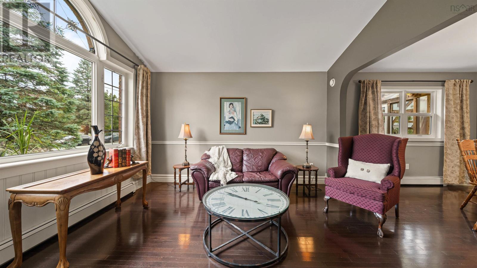 17 Oakley Avenue Property Photo 8