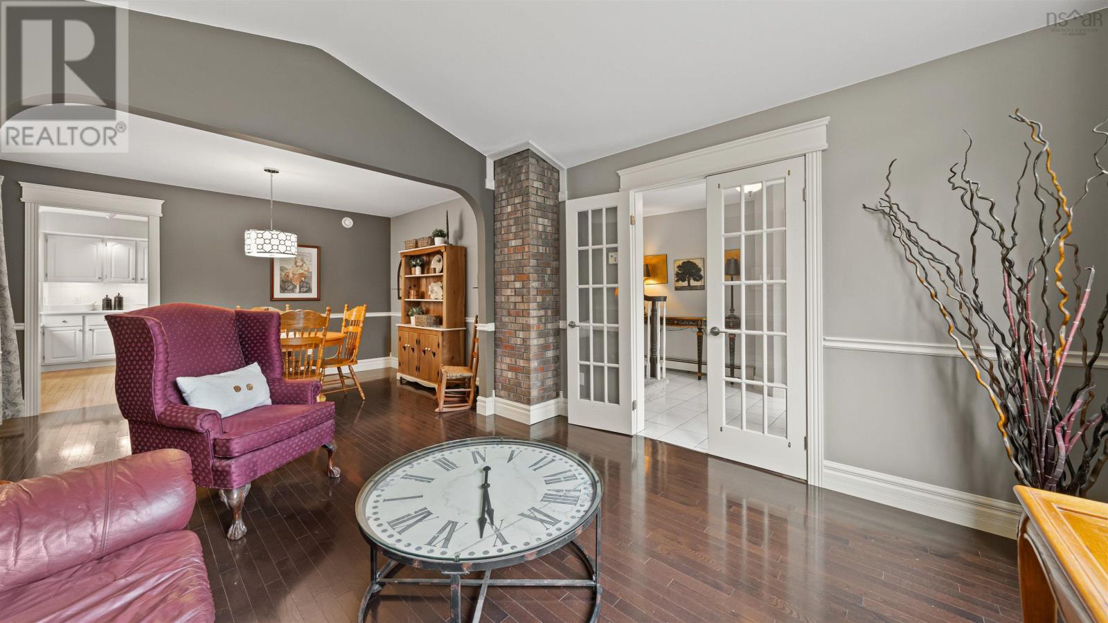 17 Oakley Avenue Property Photo 9