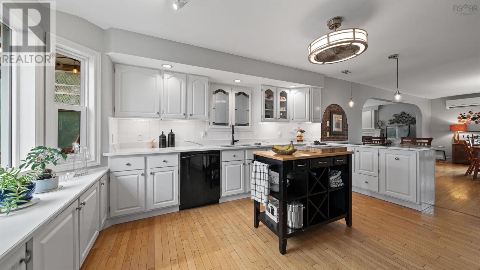 17 Oakley Avenue Property Photo 18