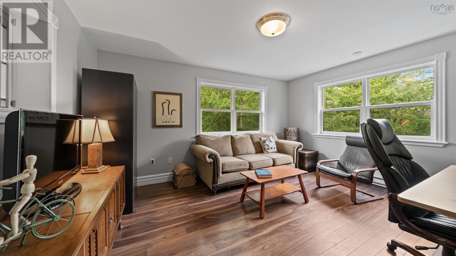 17 Oakley Avenue Property Photo 26