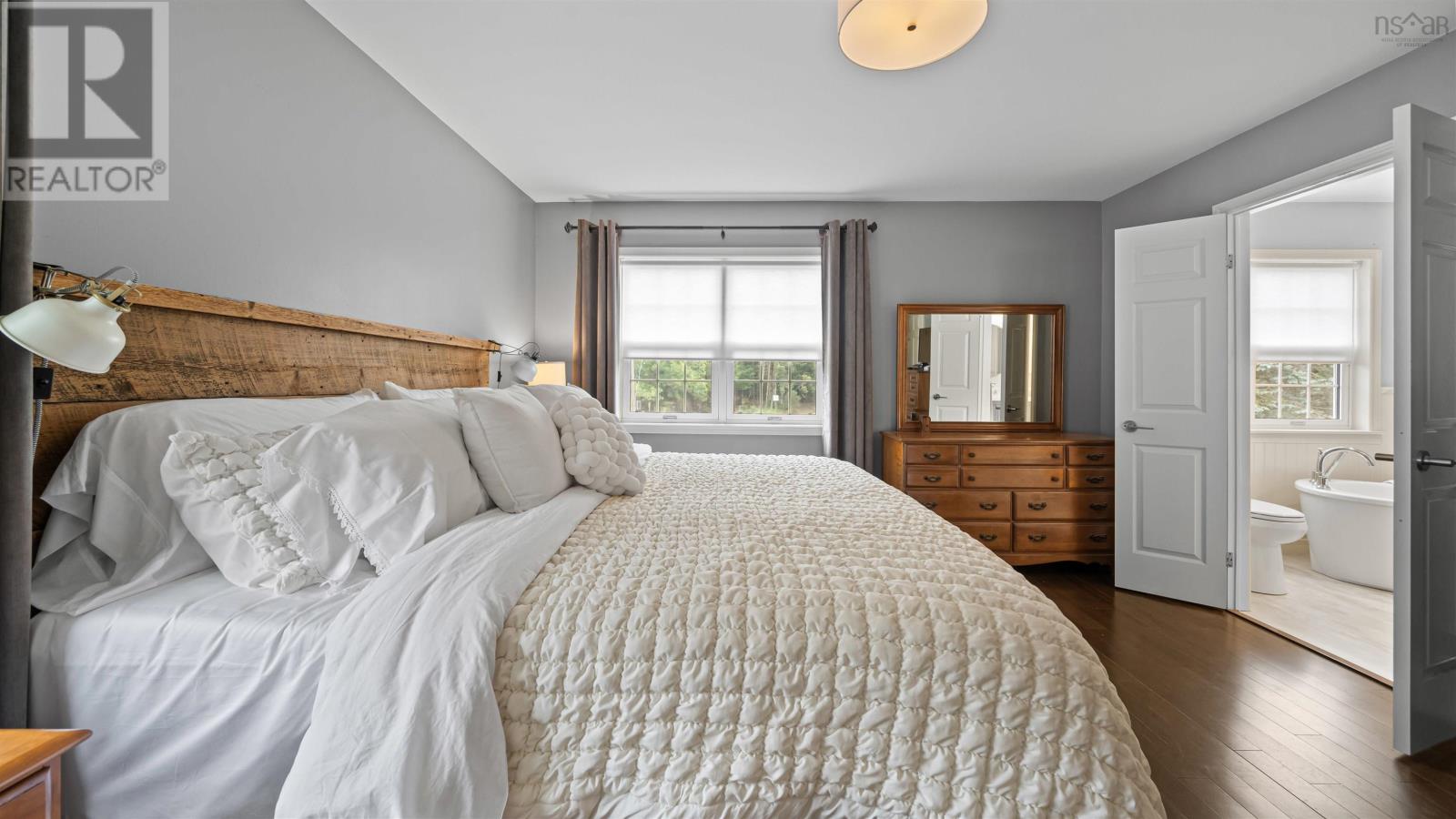 17 Oakley Avenue Property Photo 31