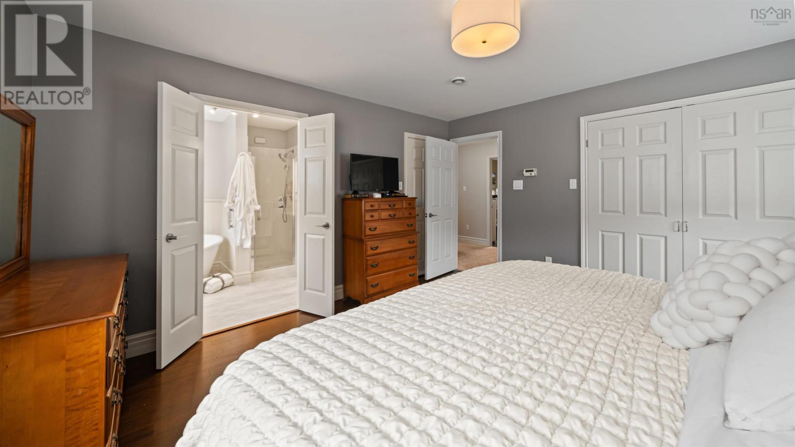 17 Oakley Avenue Property Photo 32