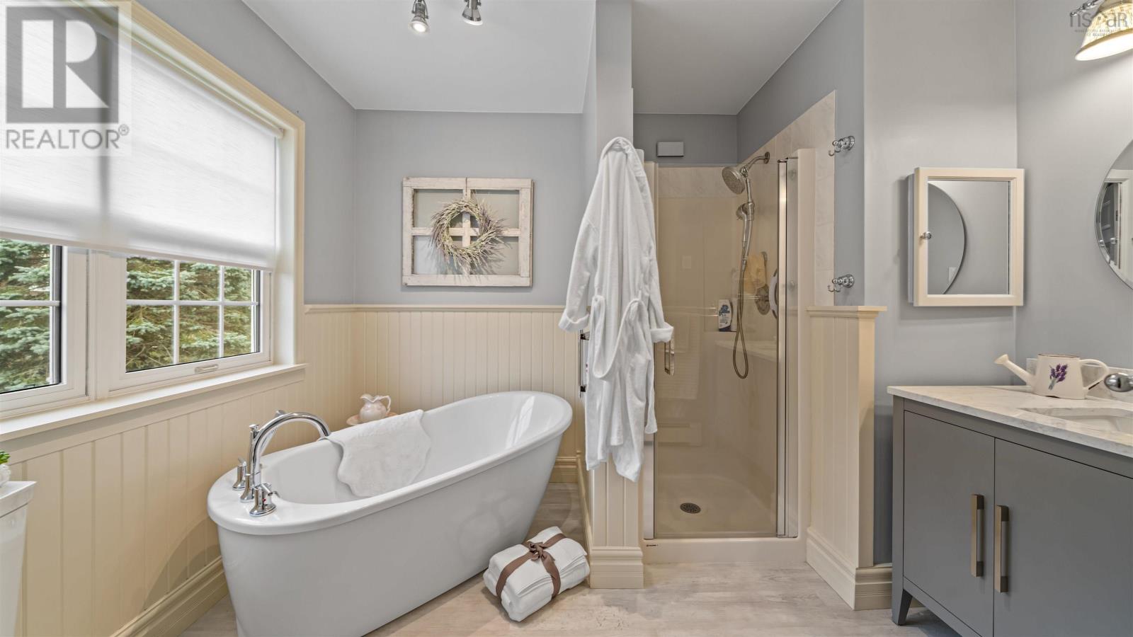 17 Oakley Avenue Property Photo 33