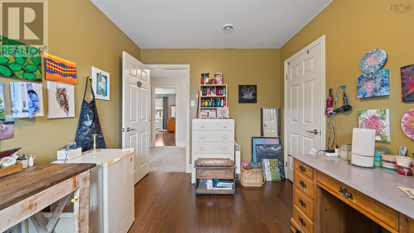 17 Oakley Avenue Property Photo 34