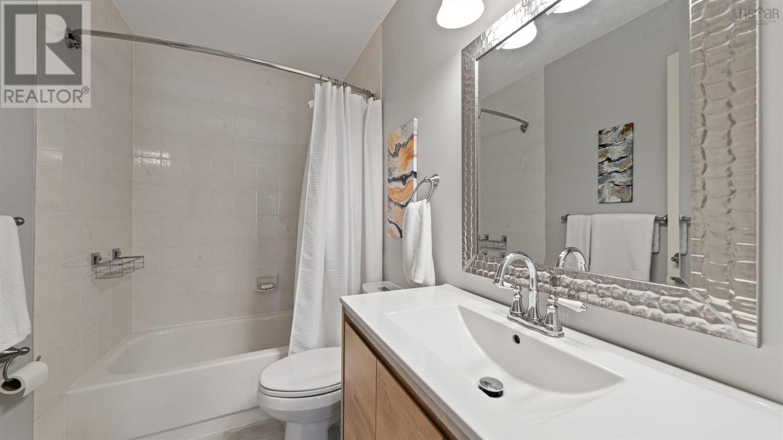 17 Oakley Avenue Property Photo 35